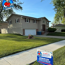 House-Washing-Vinyl-Fence-Cleaning-and-Deck-Preparation-Service-in-Northwest-Indiana 7